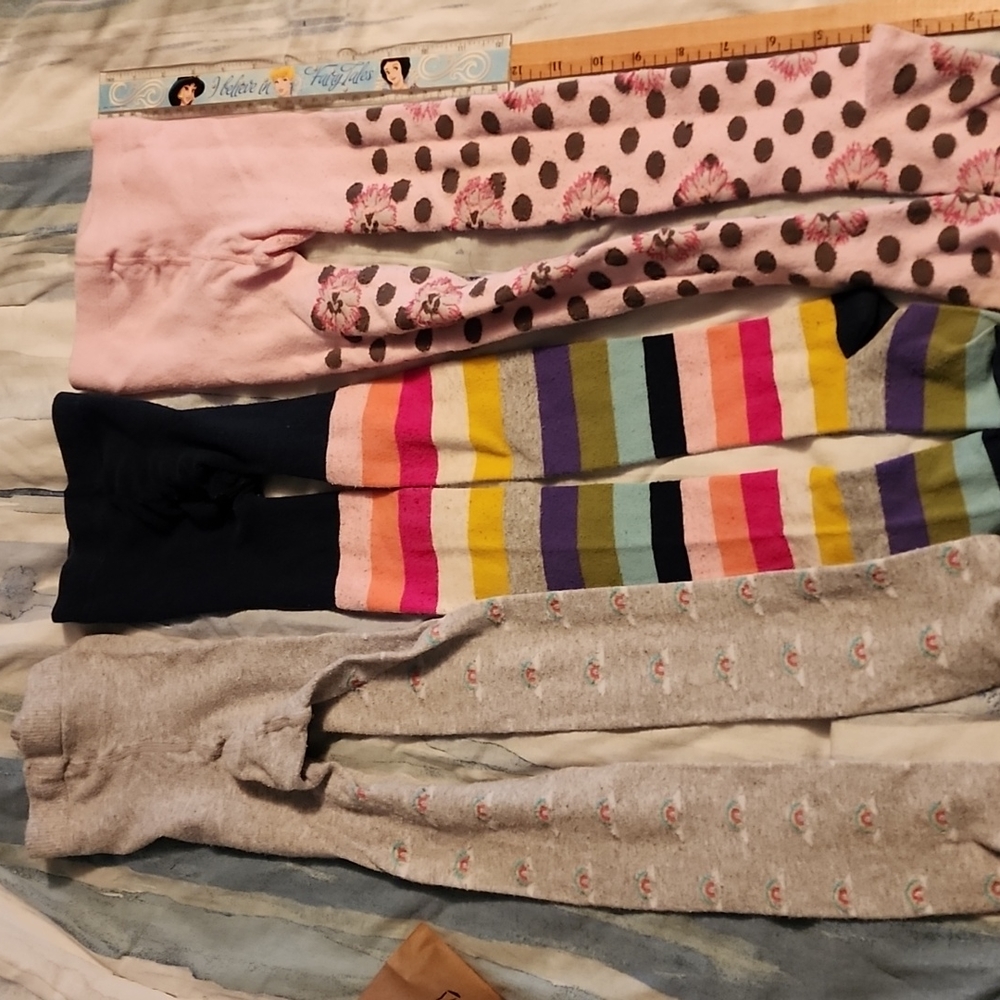 3 pairs of tights - unknown brand see desc for size